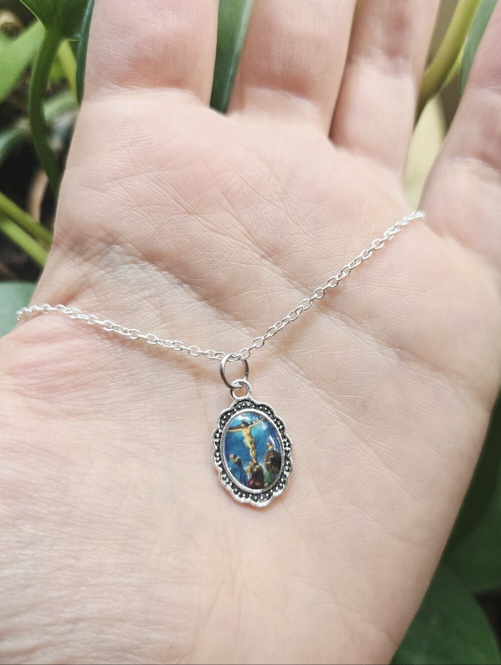 Vintage Crucifix Necklace – Jesus on the Cross Catholic Jewelry